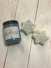Load image into Gallery viewer, Frozen Inspired Candle &amp; Bath Bomb Set - Arendelle Candle - Anna &amp; Elsa Gift
